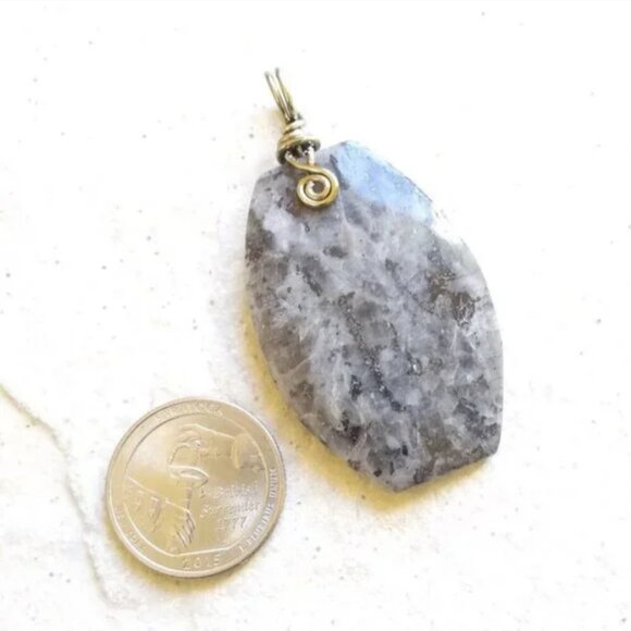 Minimalist Larvikite Pendant on Rawhide Leather Cord - Unisex - Black & Grey - Picture 5 of 11